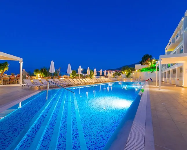 Lindos White Hotel and Suites