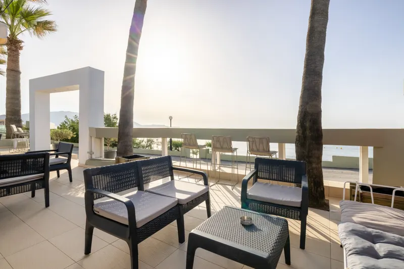 Cameo Beach Resort