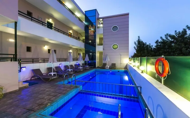 Manos Palace