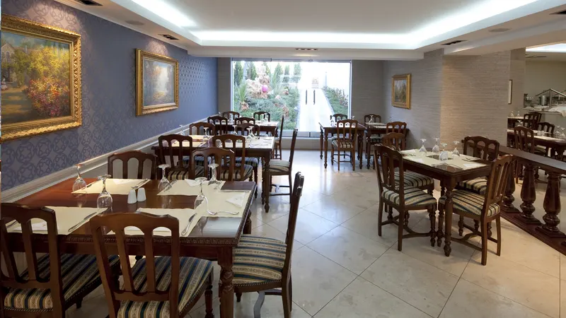 Apolamare Hotel