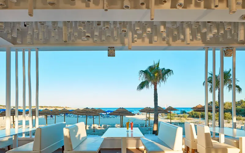 So White Club Resort