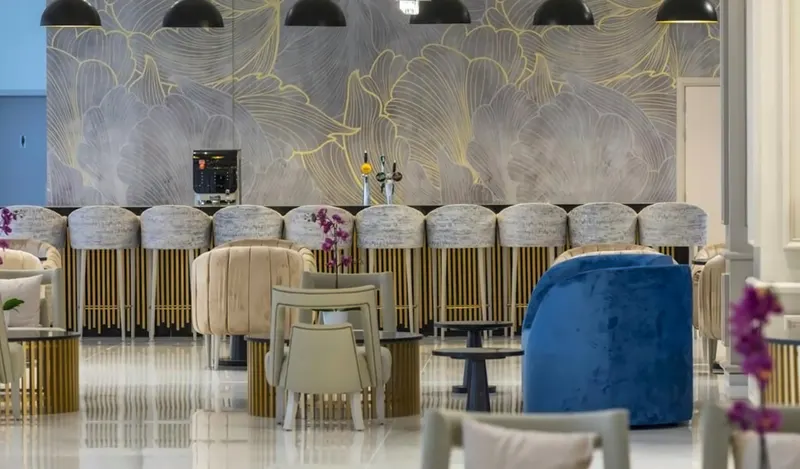 Constantinos The Great Hotel