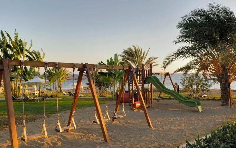 Constantinou Bros Athena Beach Hotel