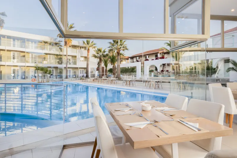 Cameo Beach Resort