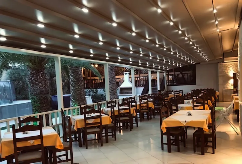 Karteros Hotel