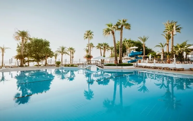 Golden Coast Beach Hotel