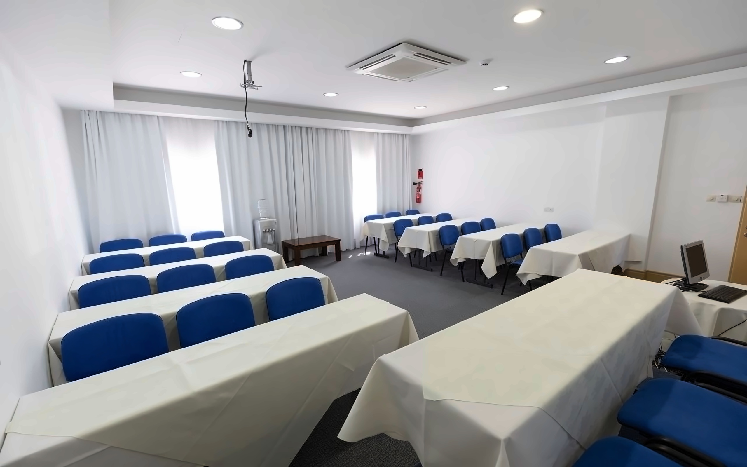 TETYK Hotel & Suites