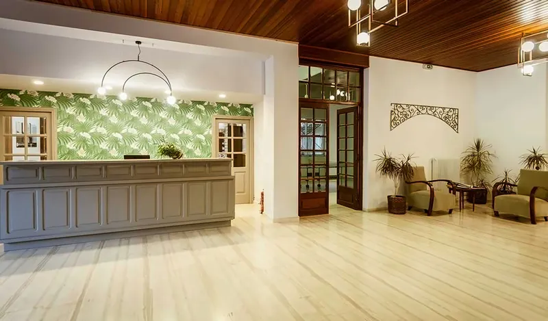 Mimoza Beach Hotel