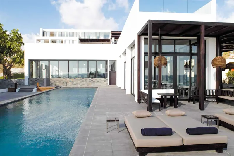 Almyra Hotel