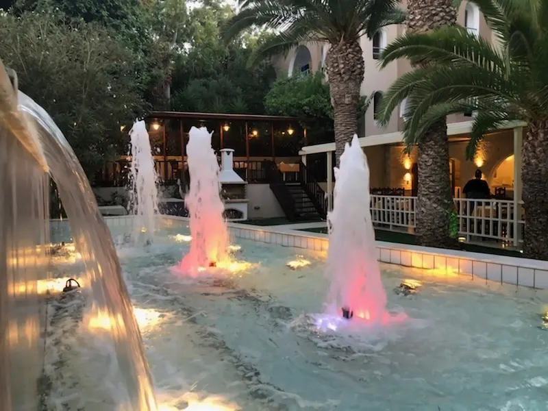 Karteros Hotel