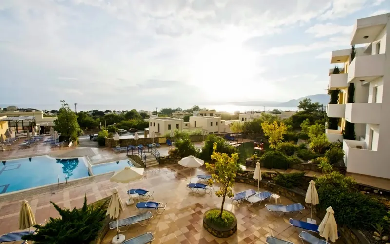 Stella Aparthotel