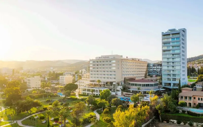 St. Raphael Hotel