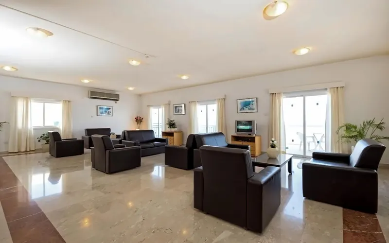 Sunny Hill Hotel