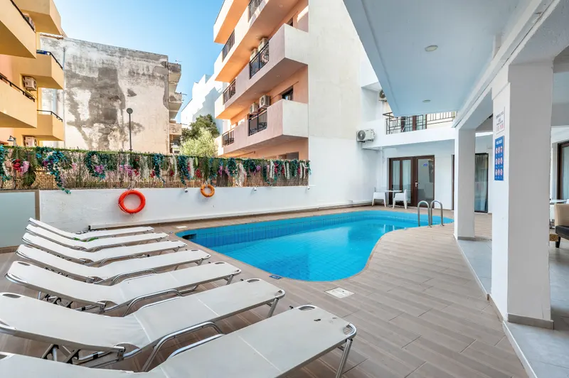 Artemis Hotel Apartments