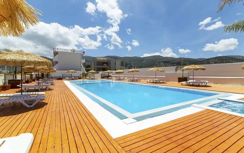 Triton Mallia Hotel