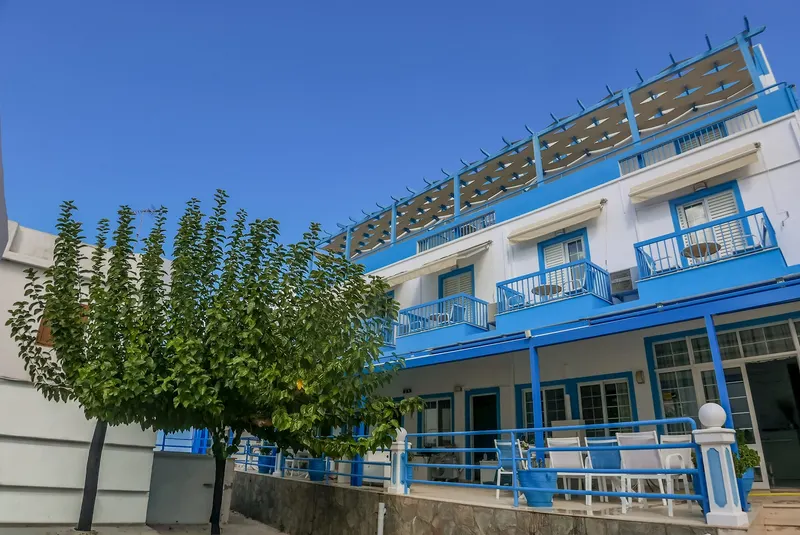 Ikonomakis Apartments