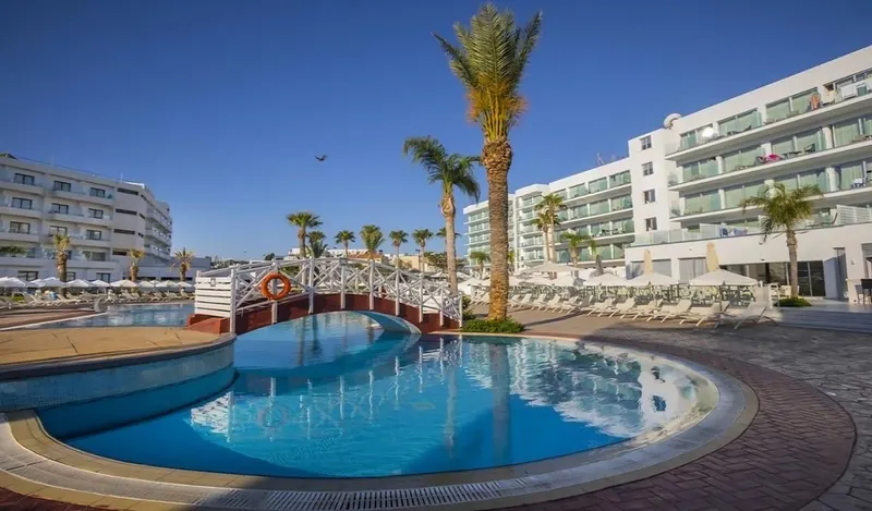Tsokkos Beach Hotel
