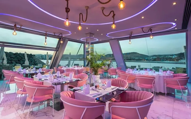 St. Raphael Hotel