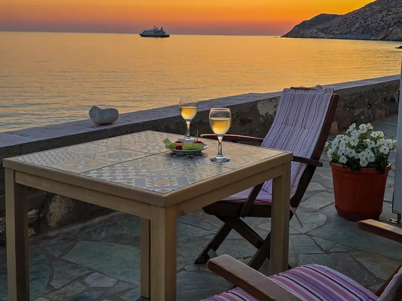 Aglaia Studios & Apartments