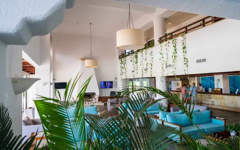 Paphos Gardens Holiday Resort (Apts)
