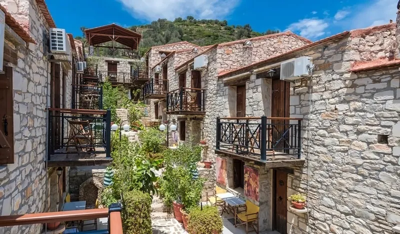 Stone Village Petrino Chorio