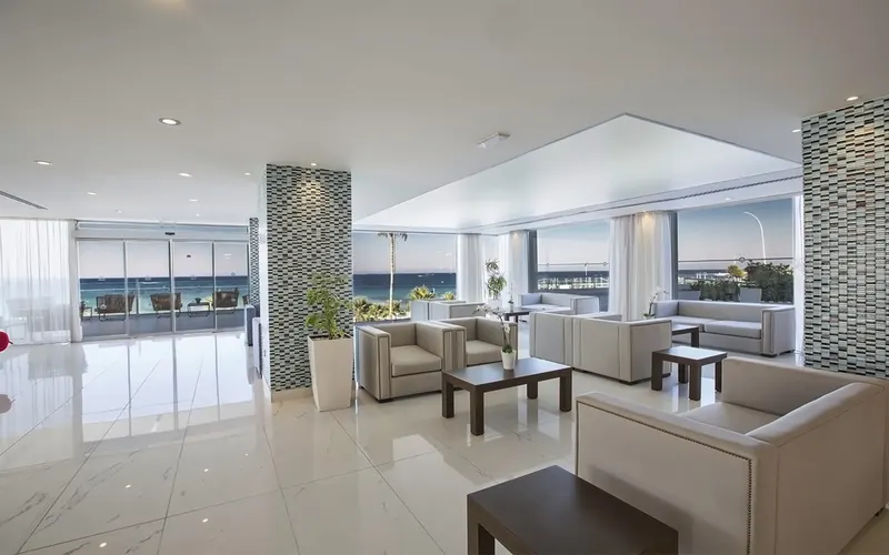 Silver Sands Beach Hotel