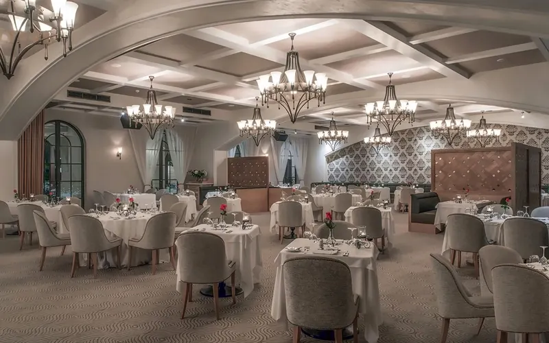 Elysium Hotel & Resort