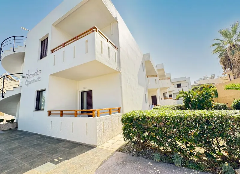 Domenica Apartments