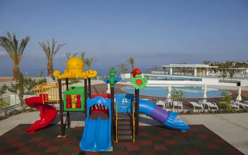 King Evelthon Beach Hotel