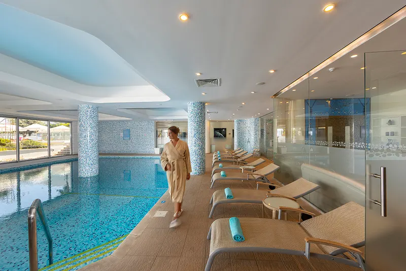 Vrissaki Beach Hotel