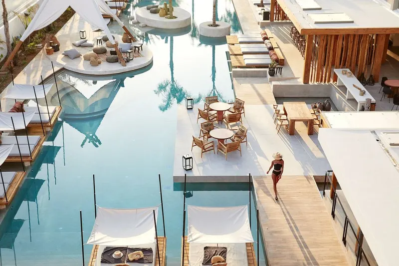 The Syntopia Hotel