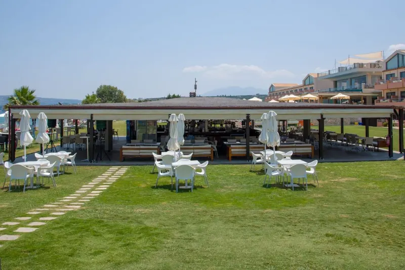 Kiani Beach Resort