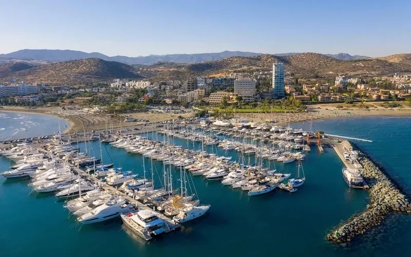 St. Raphael Hotel