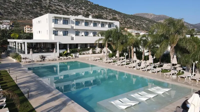 COOEE Kyknos Beach Hotel & Bungalows