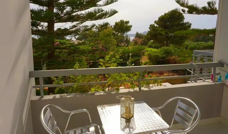 George Beach Studios & Villas