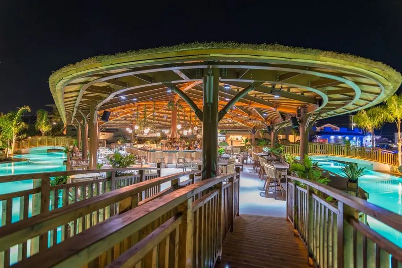 Letsos Hotel and Luxury Suites