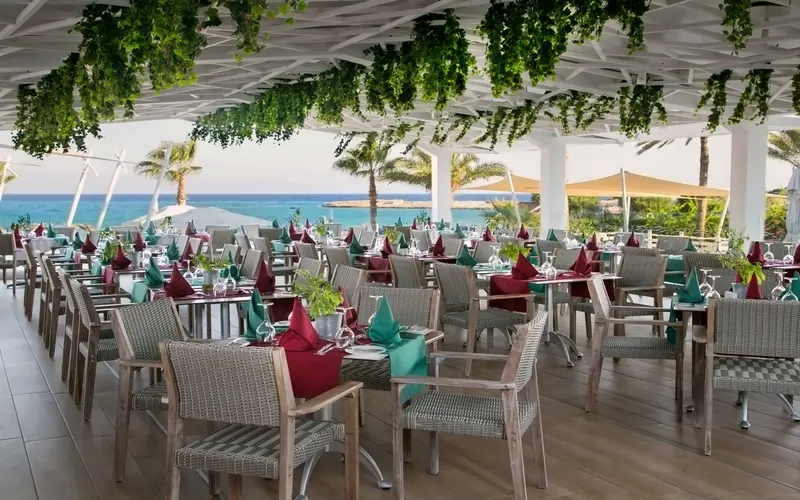 Asterias Beach Hotel