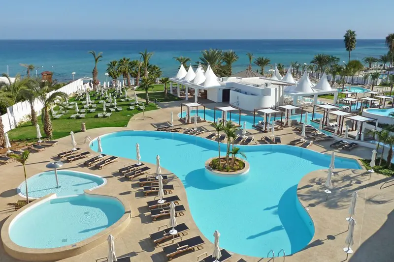 Sunrise Pearl Hotel & Spa