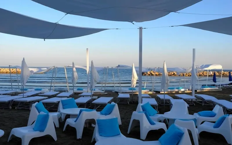 Sandy Beach Hotel