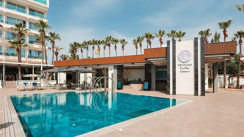 Cavo Maris Beach Hotel