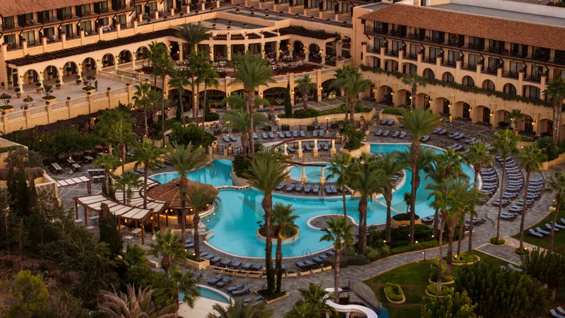 Elysium Hotel & Resort