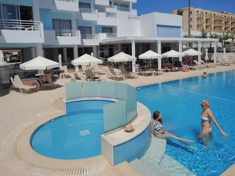 Okeanos Beach Boutique