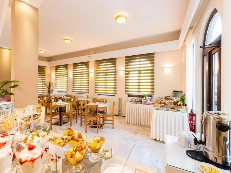 Eltina Hotel