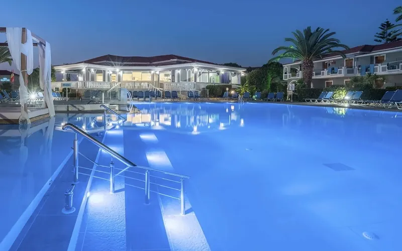 Golden Sun Hotel
