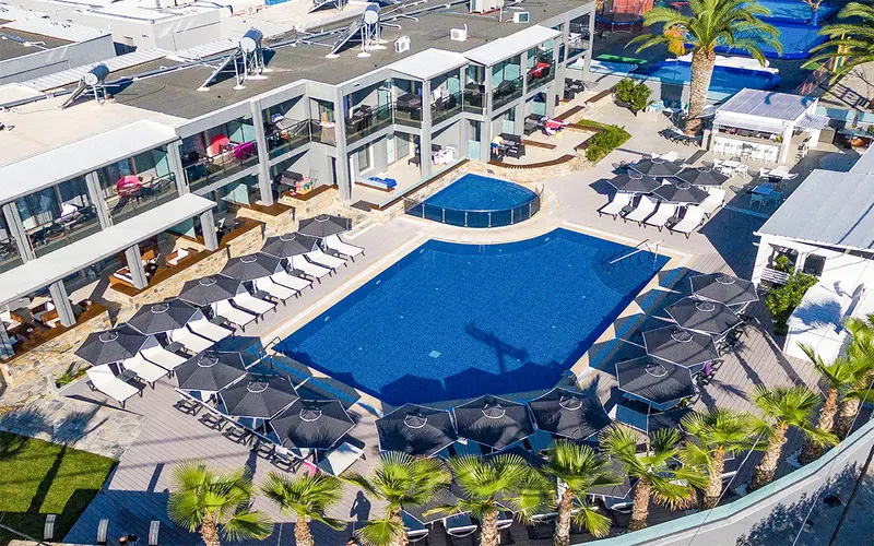 Dionysos Hotel and Studios