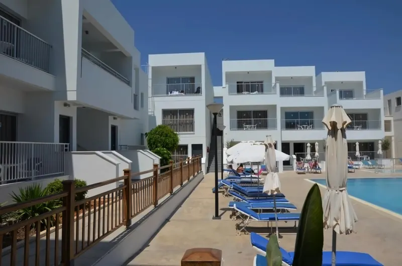 Theo Sunset Bay Holiday Village