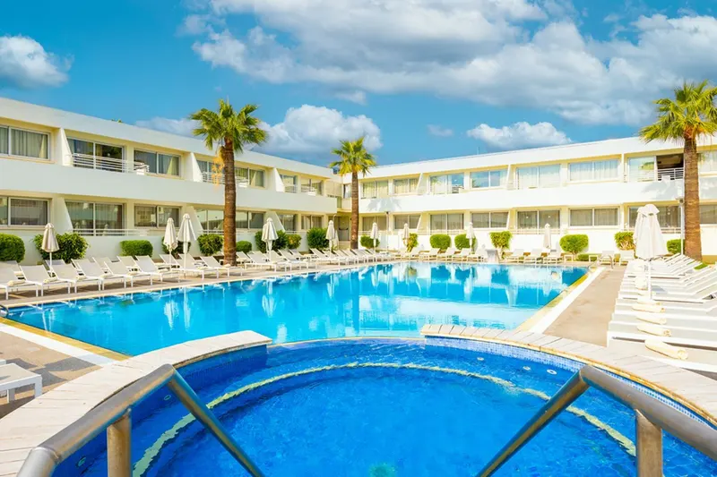 MelpoAntia Luxury Apartments and Suite