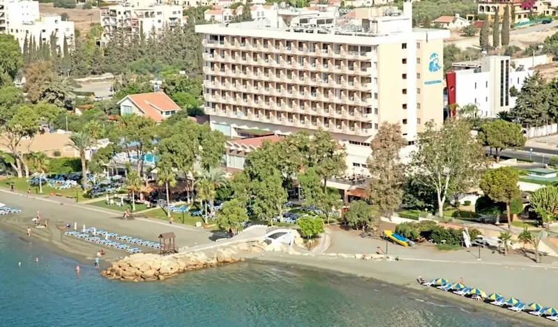 Poseidonia Beach Hotel