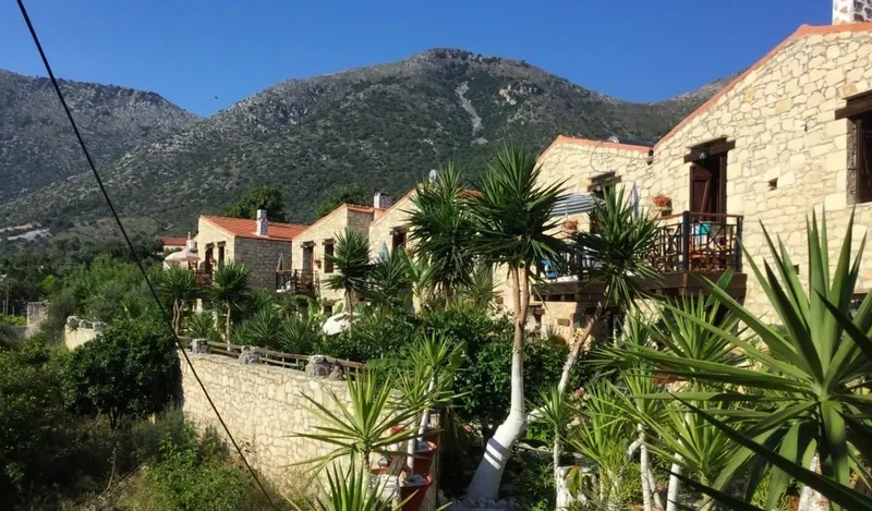 Stone Village Petrino Chorio