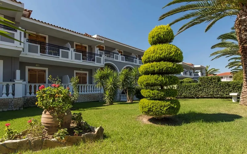 Golden Sun Hotel
